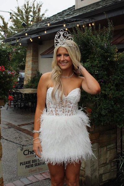 Sweetheart Lace Feather Short Mermaid Homecoming Dress