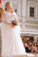 Simple V-neck Long Sleeves Plus Size Lace Wedding Dresses