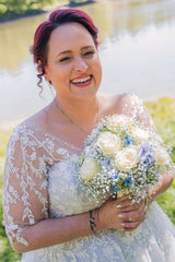 Elegant V-neck Tulle A-line Plus Size Wedding Dresses with Lace Applique