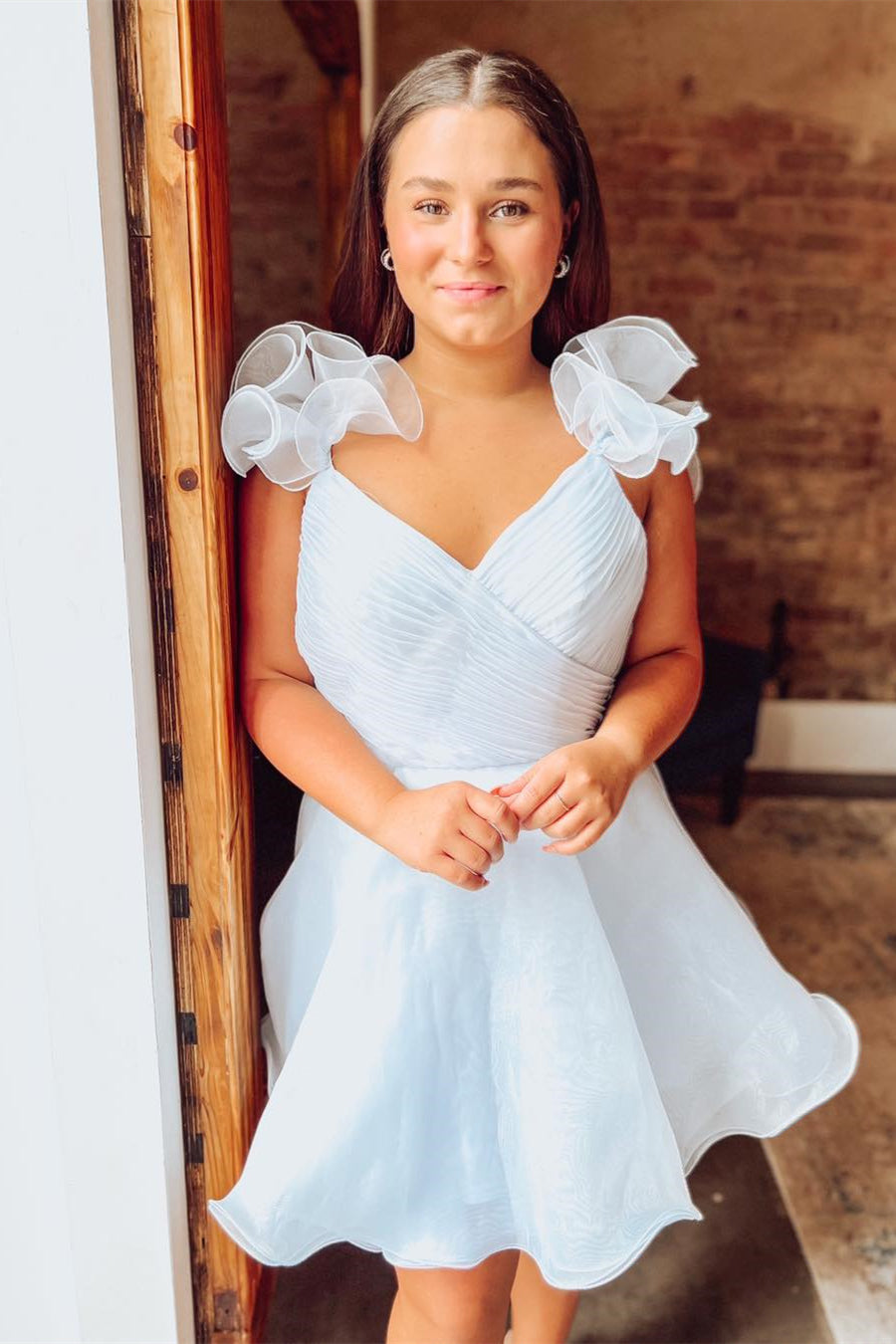 White Short A-line Sweetheart Ruffles Straps Tulle Homecoming Dress